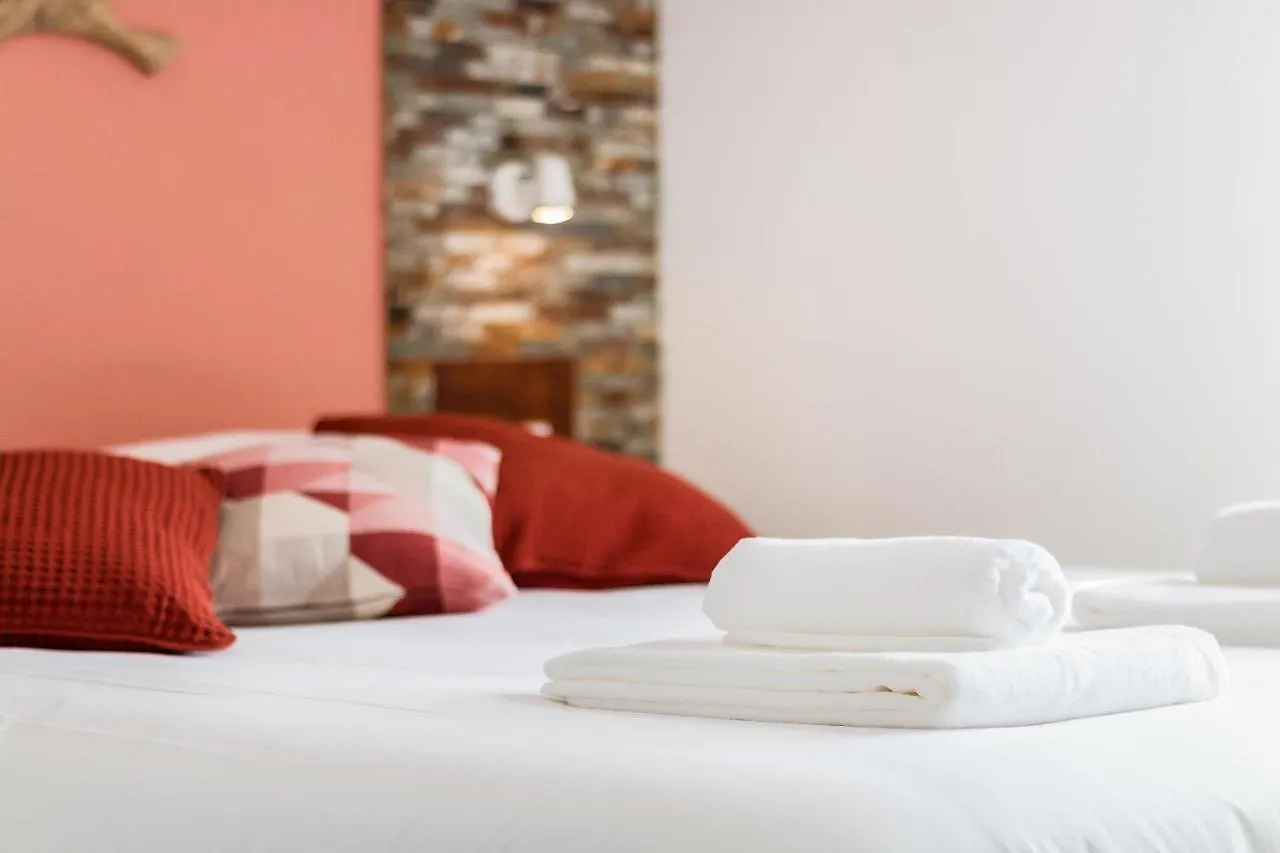 Guesthouse Aljezur Center 0*,
