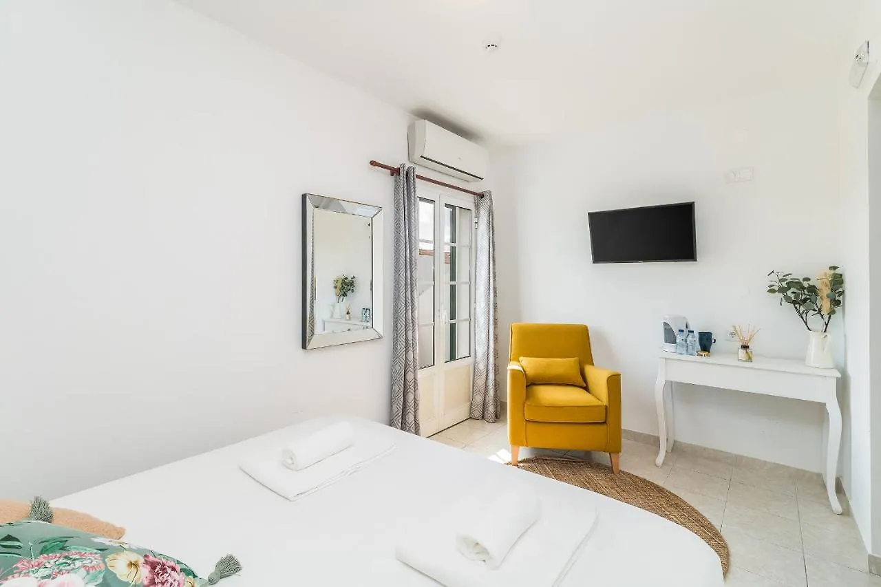 Guesthouse Aljezur Center