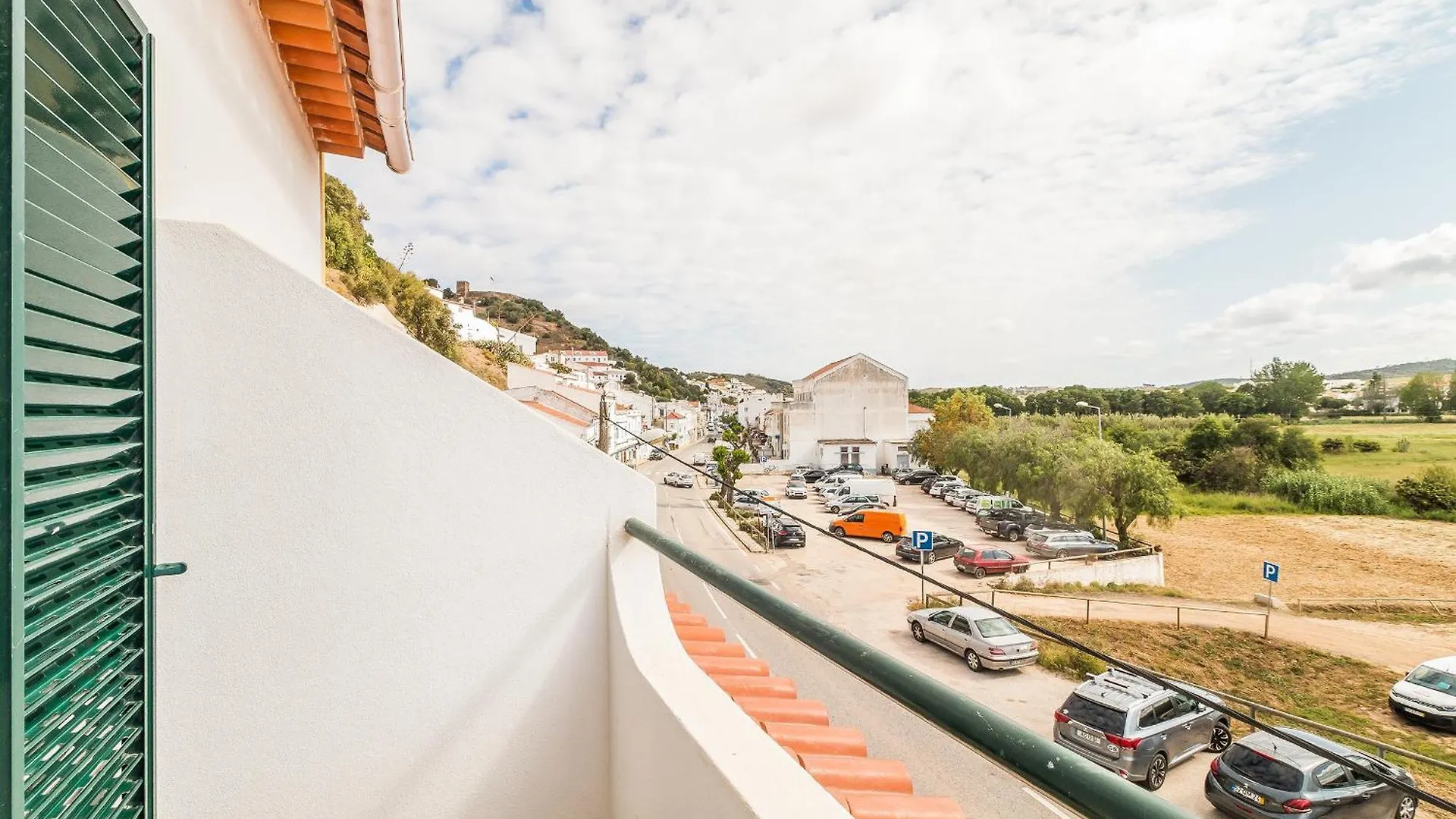 Апартаменты Guesthouse Aljezur Center